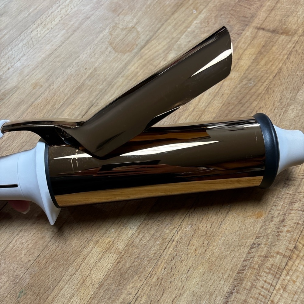 KRISTIN ESS 2" SOFT BEND CURLING IRON - Picture 5 of 6
